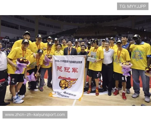 广东宏远再度领先，争夺总冠军几无悬念！，广东宏远冠军视频