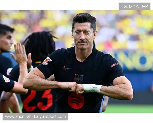 弗里克打造巴萨3.0，场均3球进攻风暴席卷欧洲足坛，欧冠巴萨里昂