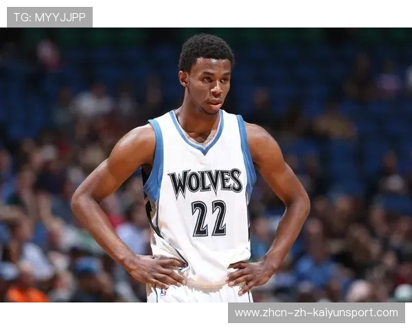 斯波谈威金斯：联盟顶级攻防兼备，能从1防到5，威金斯打法